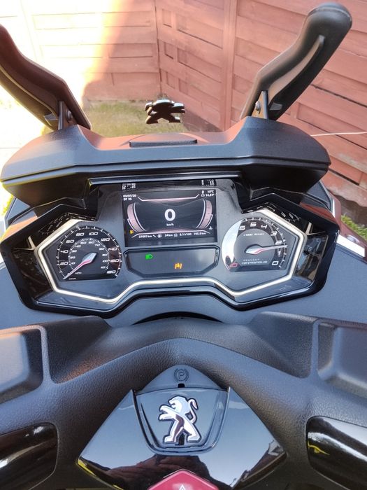 Skuter Peugeot metropolis SW