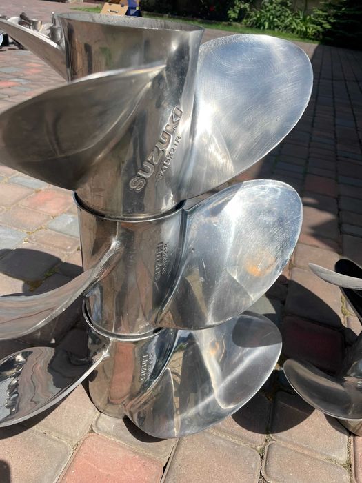 Винт гребной лодочный