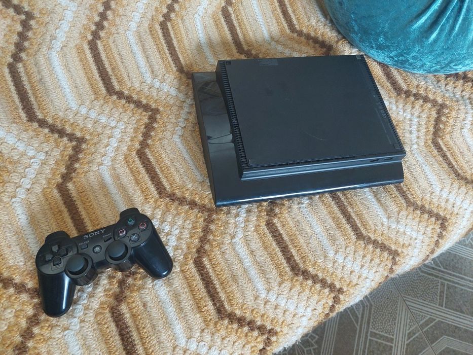 Ps3 desbloqueada em ótimo estado