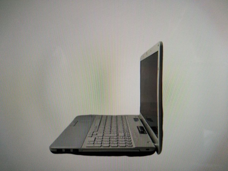 Selling Sony laptops with Windows 10, comes with large monitor64283953799425123