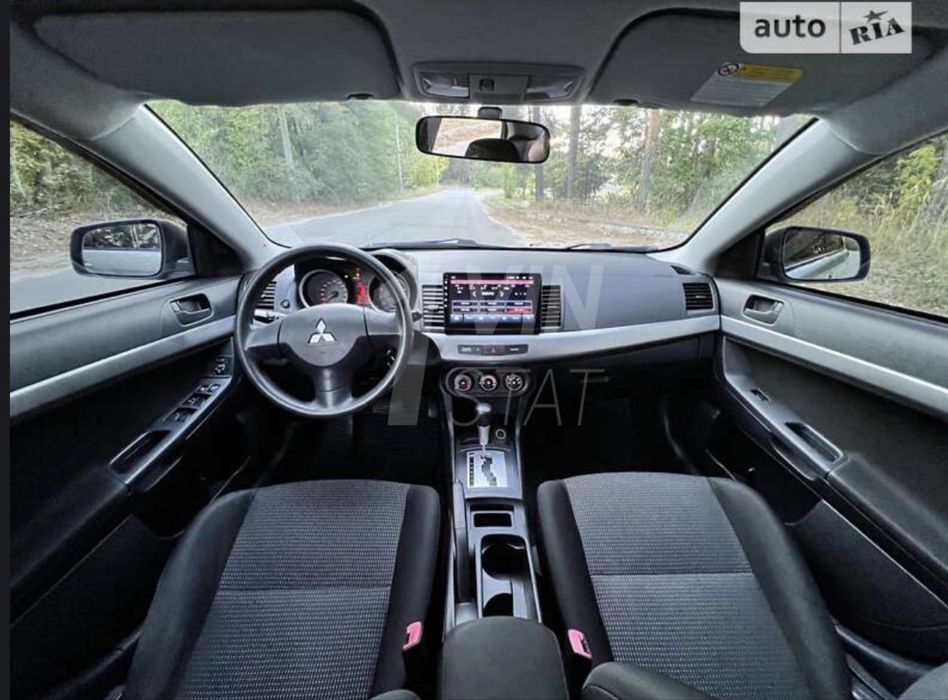 Mitsubishi LANCER 10 1.5 автомат Хозяин