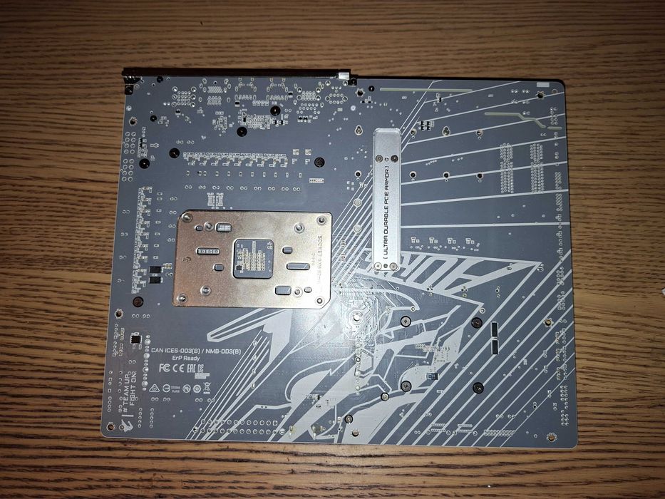 Proceror amd Ryzen 9 9950 3D I Gigabyte X870