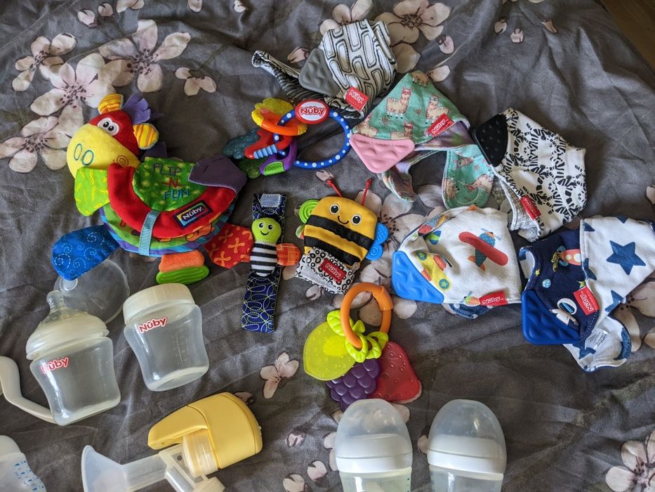 Молоковідсмоктувач Avent, Medela, Nuby , пляшечки , аспіратор для носа