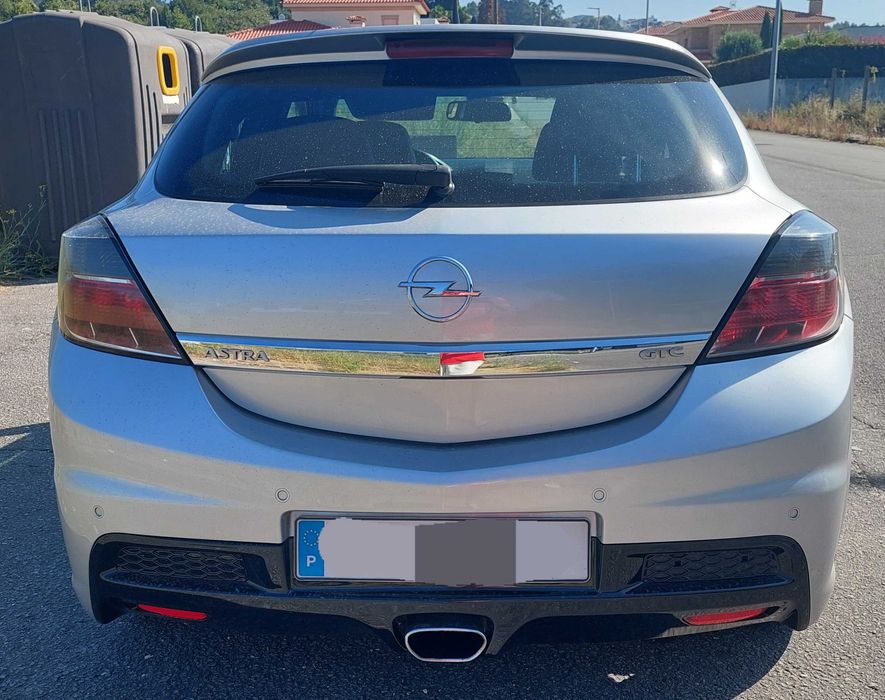 Opel astra h gtc 1.9 150cv
