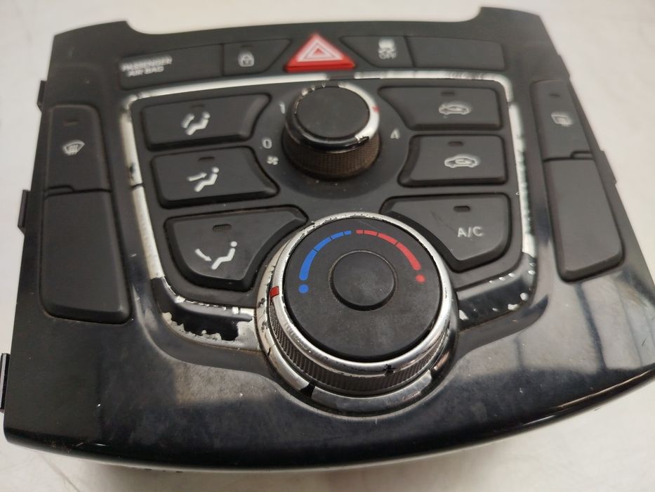 Botão / interruptor do AC HYUNDAI i30 (GD)
