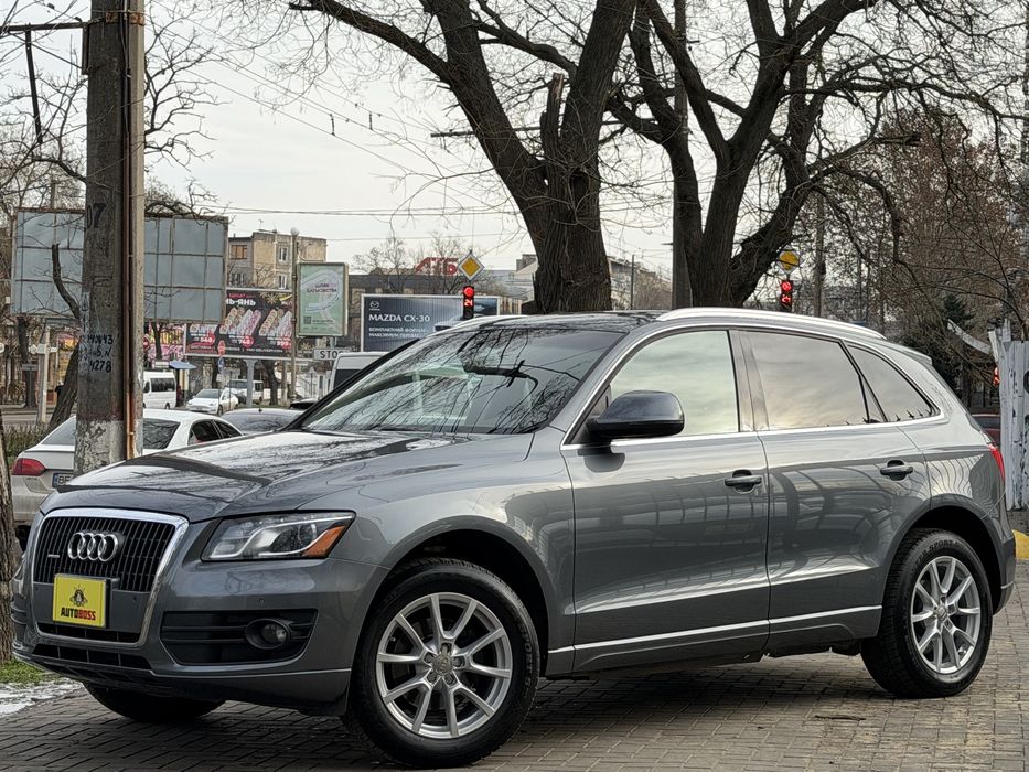 Audi Q5 2011 року | 2.0 бензин | Premium Plus | Quattro