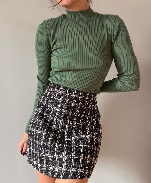 Твідова юбка ідеальна