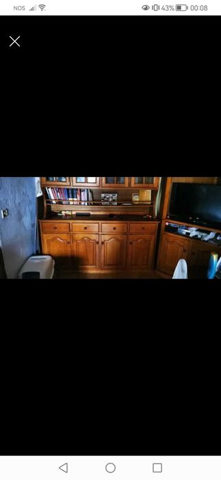 Cristaleira e móvel de televisão