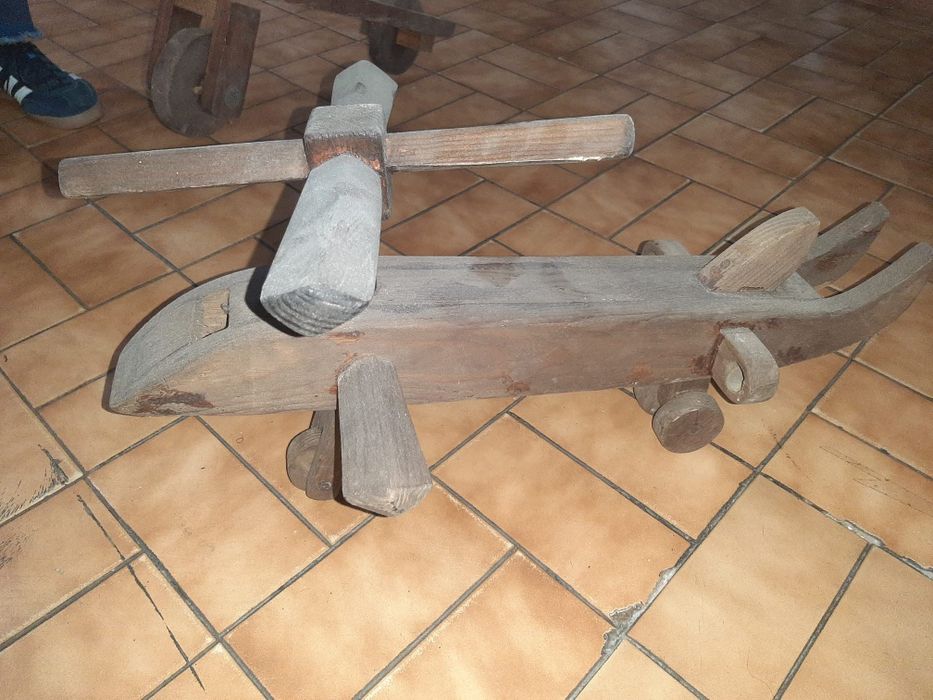 Peças em madeira