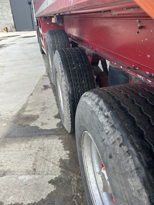 Напівпричіп самоскид MOL