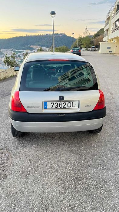 Vendo carro clio