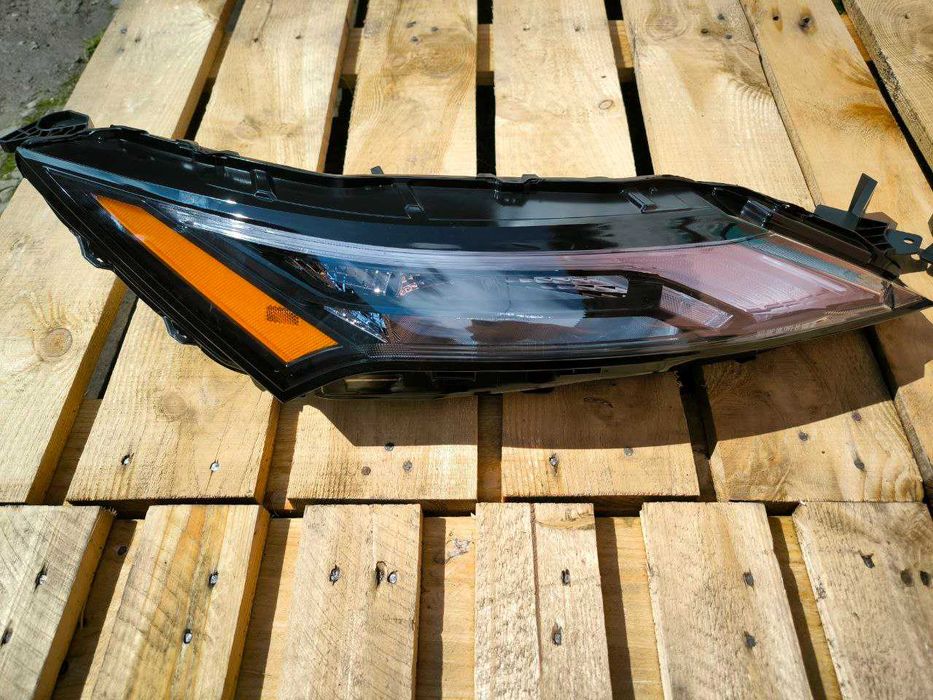 Фара права ліва на Nissan Rogue T33 дхо LED фари галоген USA