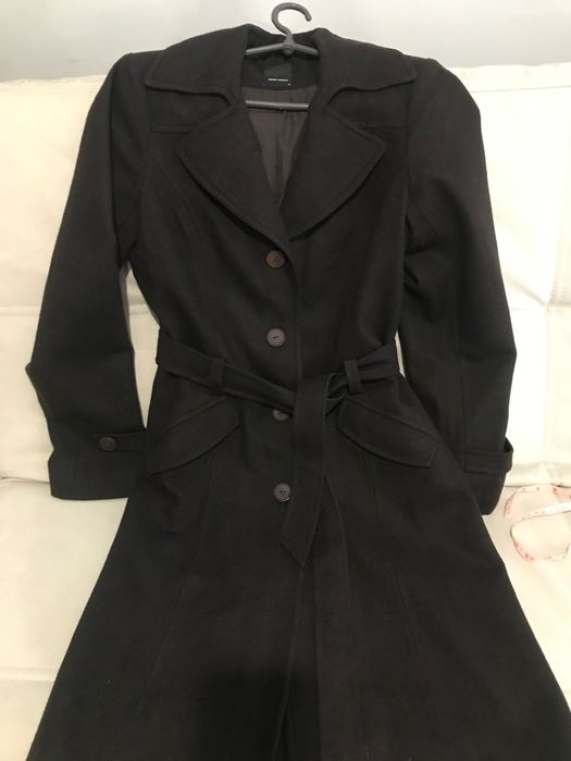 Пальто жіноче в ілеальному стані. Розмір М.