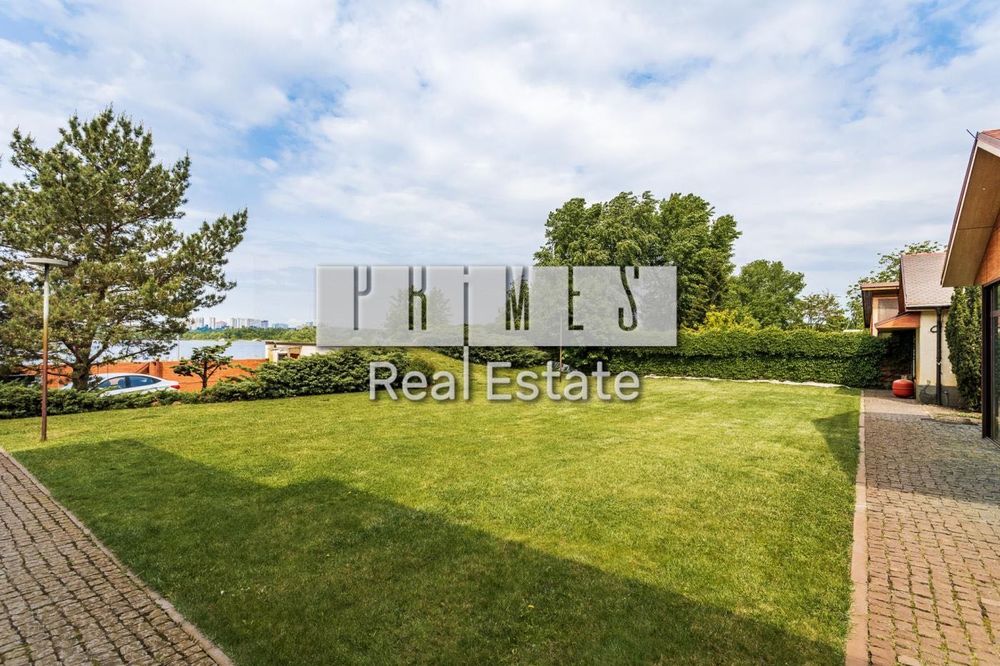 Продаж будинку на 1 лінії Дніпра, Осокорки, Садова, 530м2, 9 соток, ремонт!