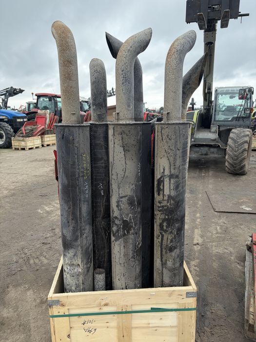 Tłumnik6475 Massey Ferguson 6465 ,6480,6485,6490, wydech 6495 MF 6499