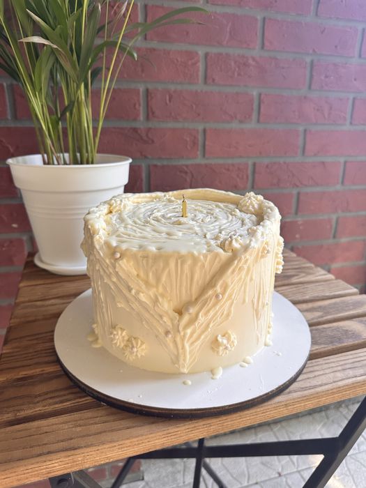 Торти на замовлення • Кенді бар• День народження• Весілля• Хрещення