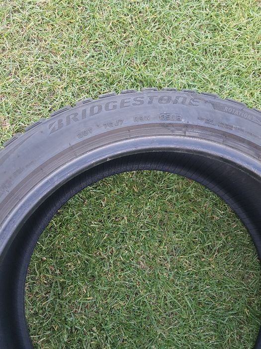 Opony zimowe Bridgestone