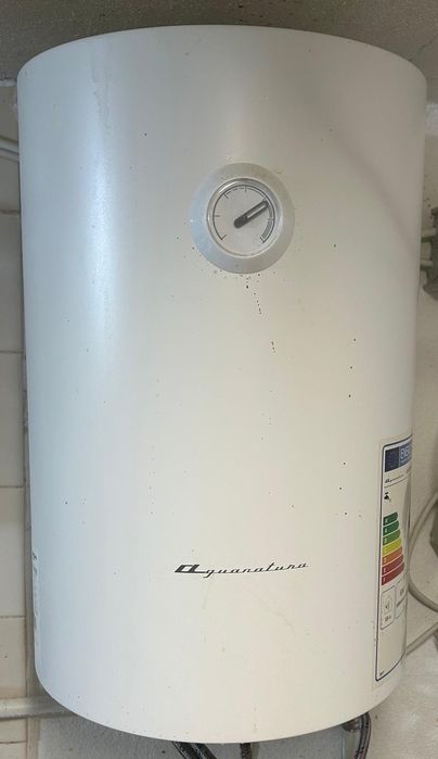 Termoacumulador Vertical de 30 Lt.