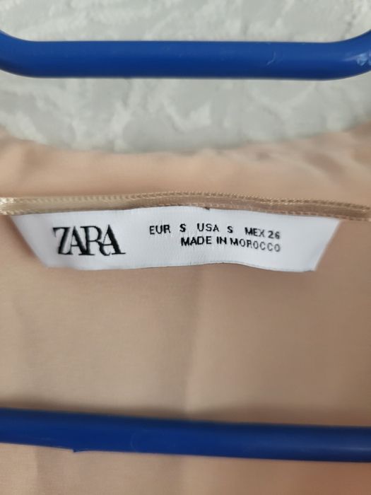 Сорочка-туніка від ZARA.
