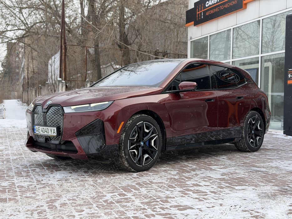 BMW iX XDrive50 2022 рік
