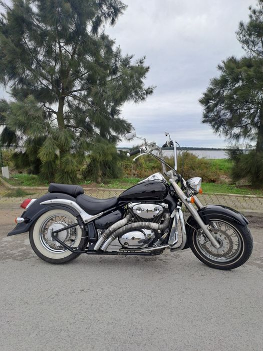 Suzuki VL800 Intruder