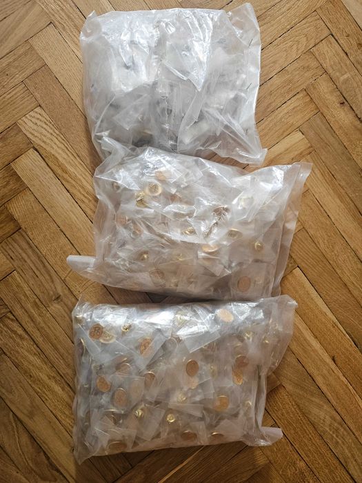 Metalowe przypinki. Nowe. PIN s, 600 sztuk