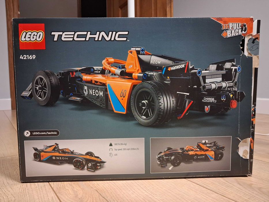 Klocki LEGO 42169 Technic NEOM McLaren Formula E Pull-Back