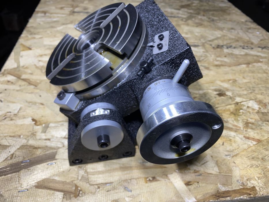 Поворотный стол универсальный синусный 100-250 мм.  фрезерный станок