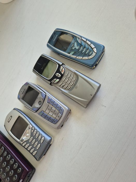 Stare telefony Nokia i inne