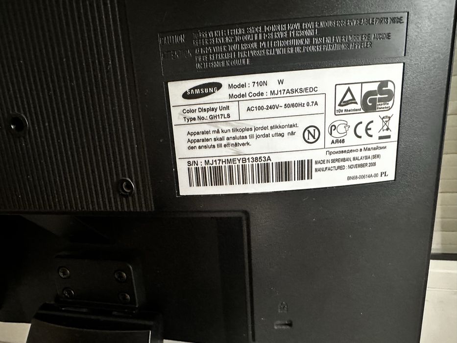 Samsung SyncMaster 710n