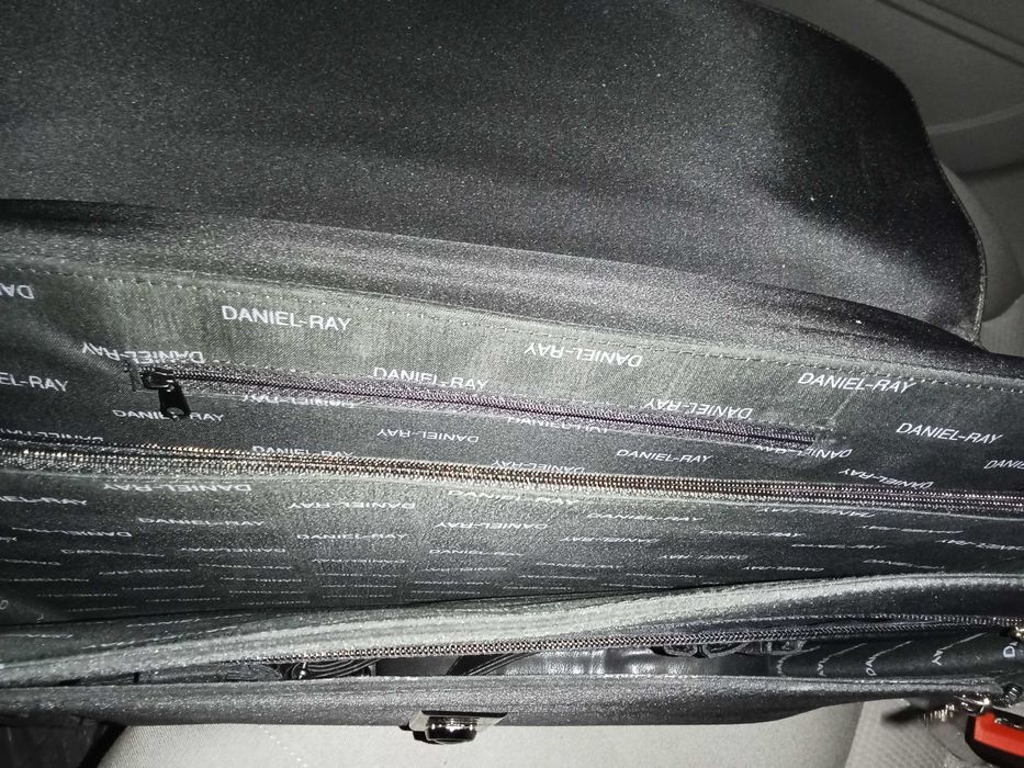 Сумка для ноутбука/портфель Daniel Ray