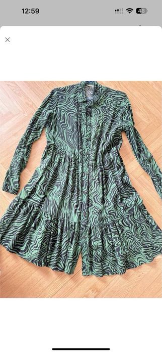 Літня сукня Stradivarius