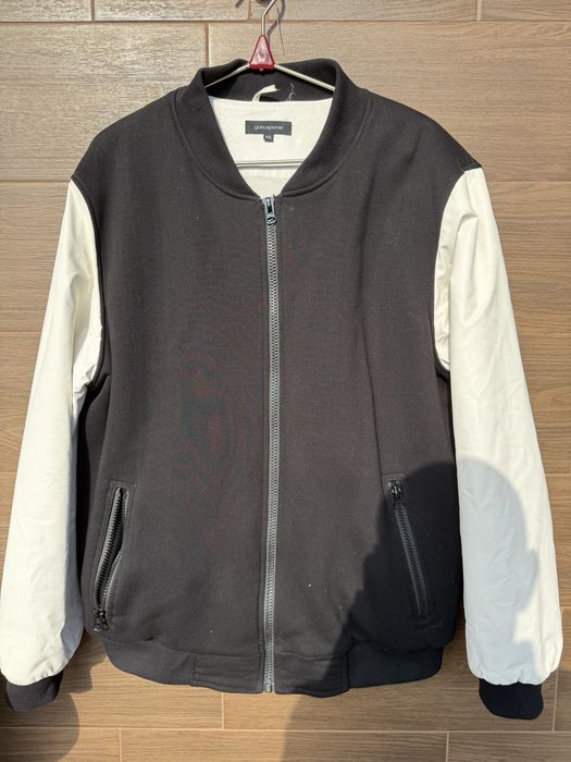 бомбер/varsity у стилі BMW M