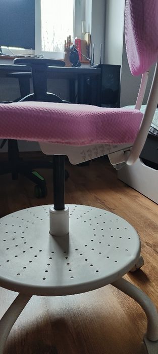 Fotel do biurka dla dziewczynki