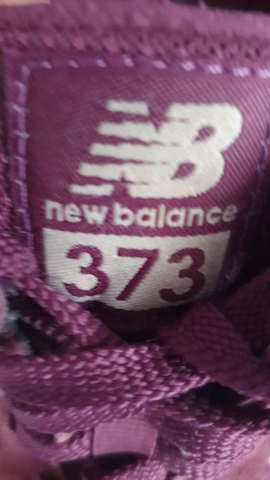 Buty sportowe New Balance w modnym kolorze Rozmiarze 36.5