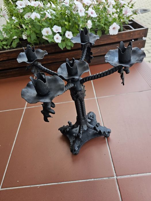 Świecznik kuta stal ręczna robota