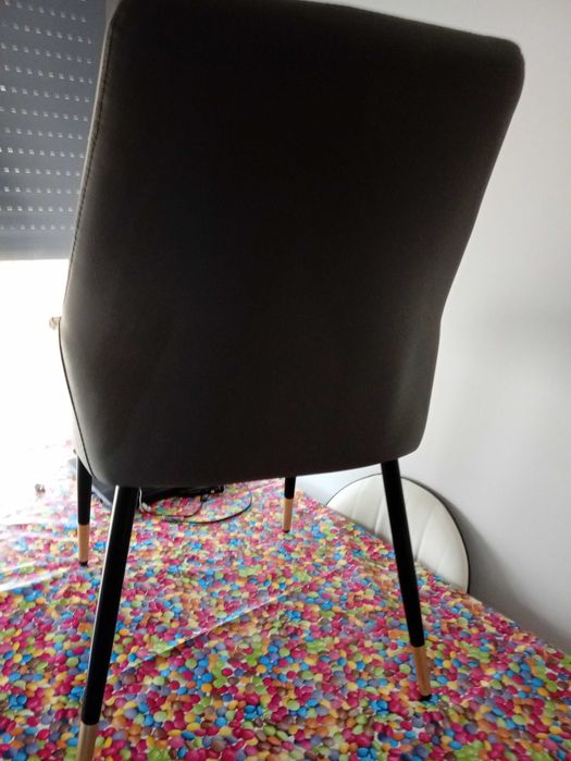 Urgente!!2 cadeiras poltronas de jantar elegantes