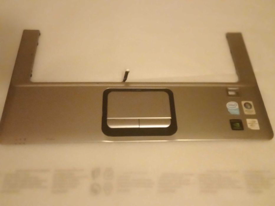HP PAVILION ENTERTAINMENT PC Palmerst obudowa górna i sprawny TOUCHPAD