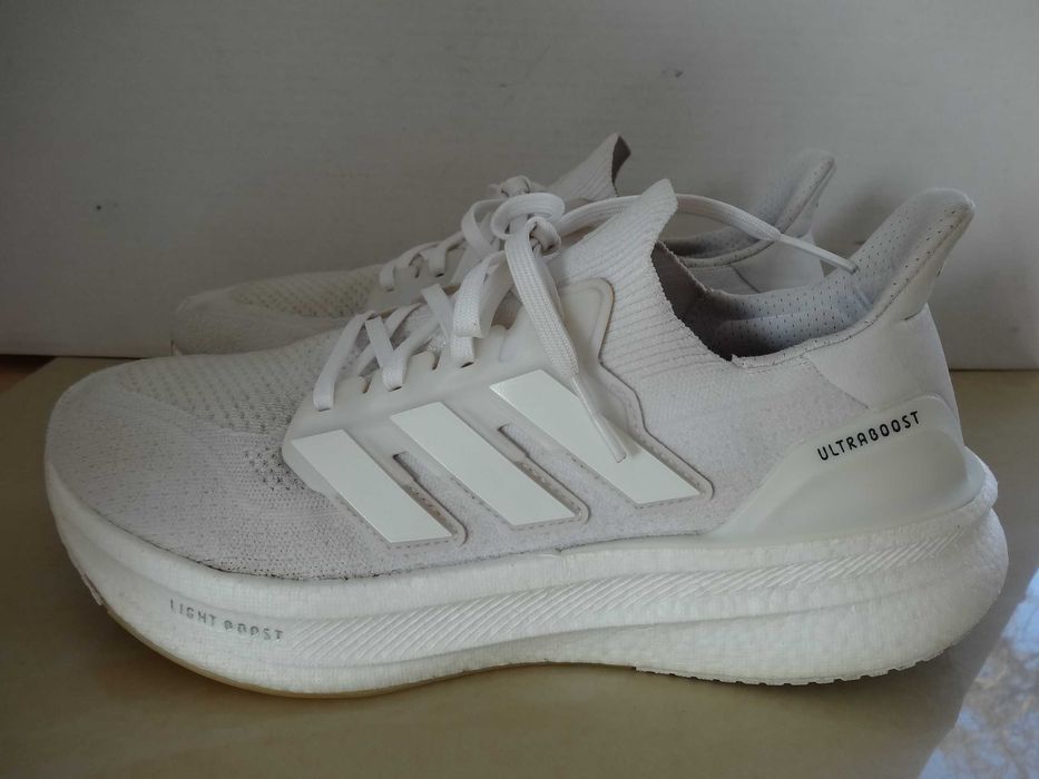 Buty ADIDAS ULTRABOOST 5 roz 44 Bieganie Sportowe