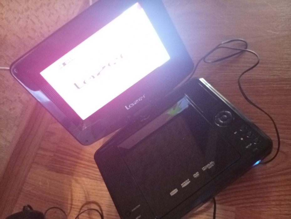 Продам отличный двд плеер новый