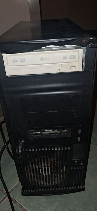 Komputer stacjonarny dla niewymagających lub na części