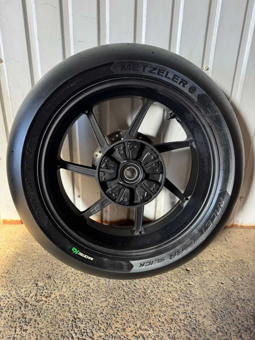 Шина резина Metzeler racetec rr slick 200 60 r17