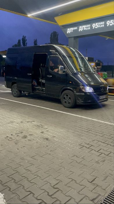 Мерседес спринпр 8+1