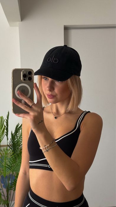 Кепка Alo Yoga Washed Off Duty (ОРИГІНАЛ) вінтажний чорний, пісочний