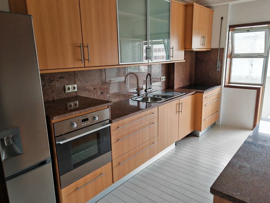 Apartamento T3 Av. República Gaia