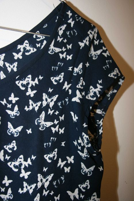 Blusa c/ Borboletas Bershka