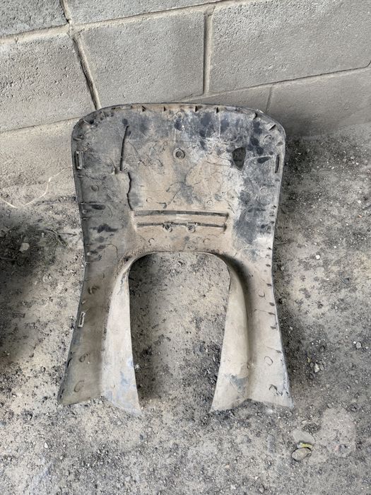 Передній клюв хонда леад