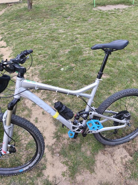 Rower górski MTB Giant trance 3, rozmiar ramy M, 18 cali. Rock shox  Fox Slx XT Enduro Trail XC.