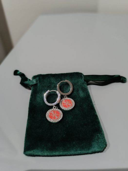 Brincos pendentes Guess