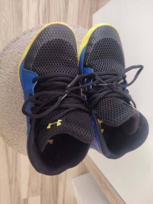 Buty sportowe under armour 36